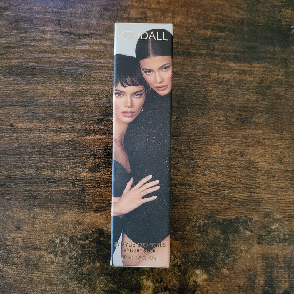 Kylie Cosmetics Kylight